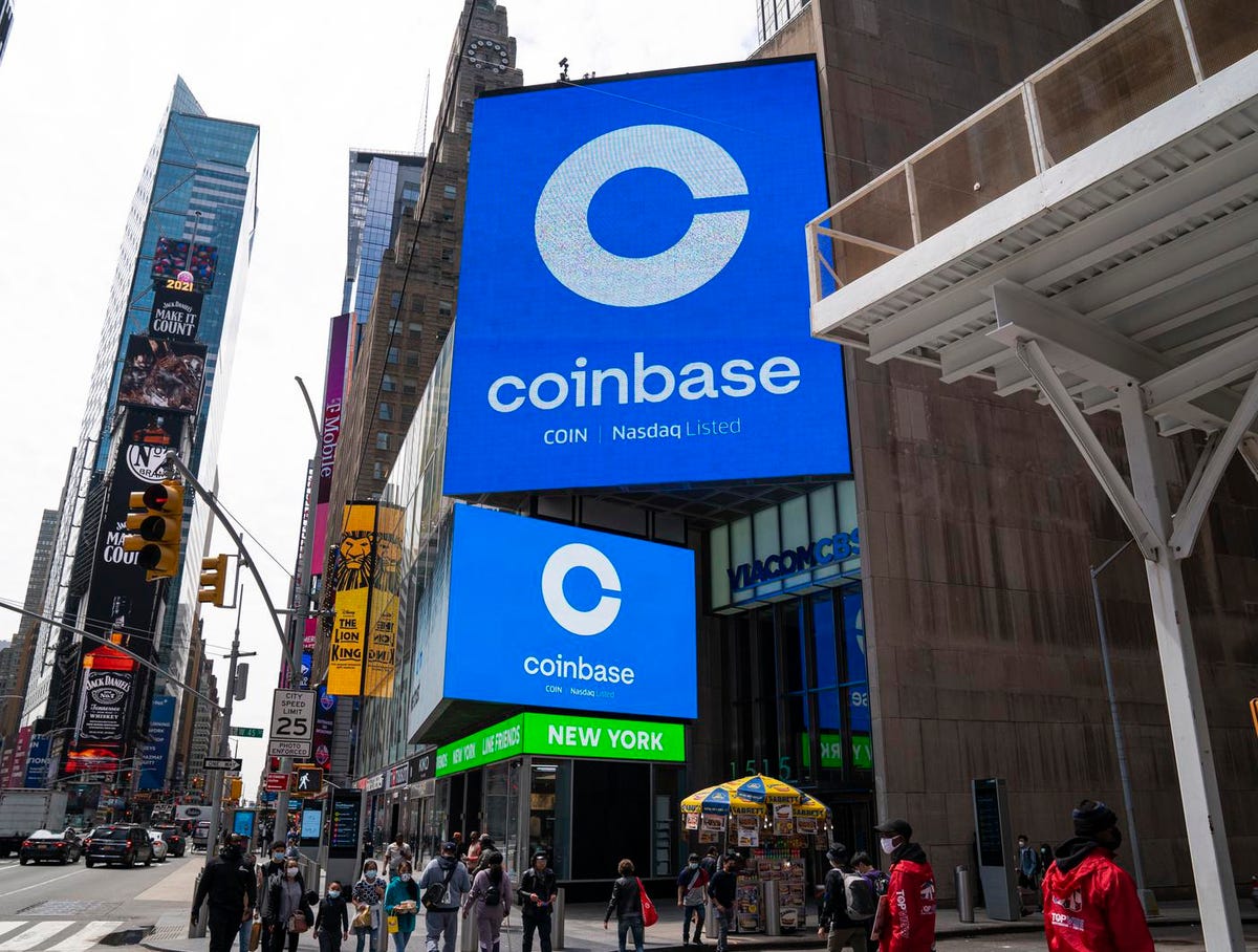 Binance Bitcoin Holdings перевертає Coinbase на тлі чуток про неплатоспроможність