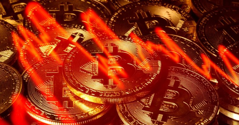 Bitcoin vuelve a caer y acumula una baja del 40% en el mes de junio