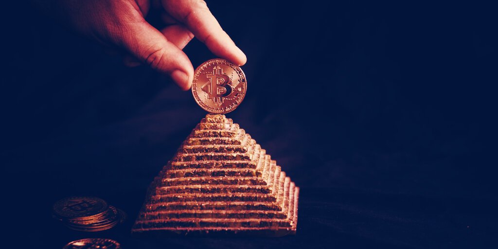 CFTC висунула звинувачення проти «схеми біткойн-понзі» на 12 мільйонів доларів CFTC висунула звинувачення проти «схеми біткойн-понзі» на 12 мільйонів доларів