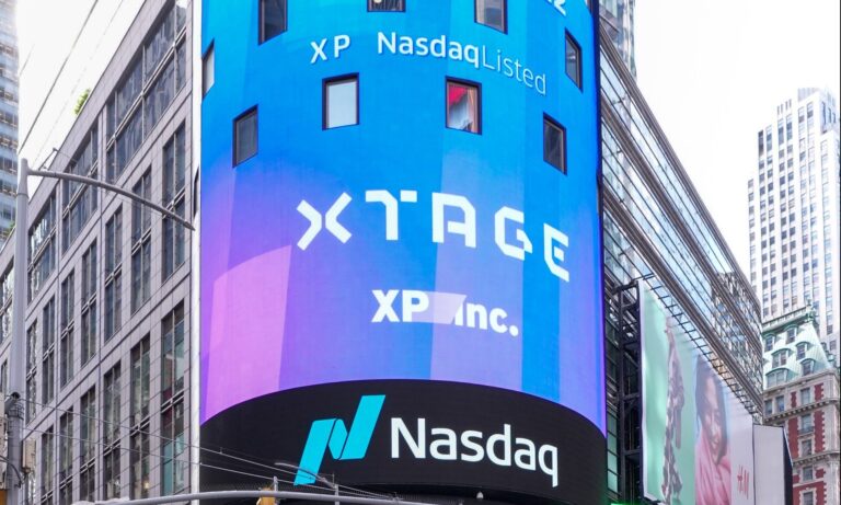 Xtage, криптовалютна платформа XP, ініціальна операція з Bitcoin та Ethereum