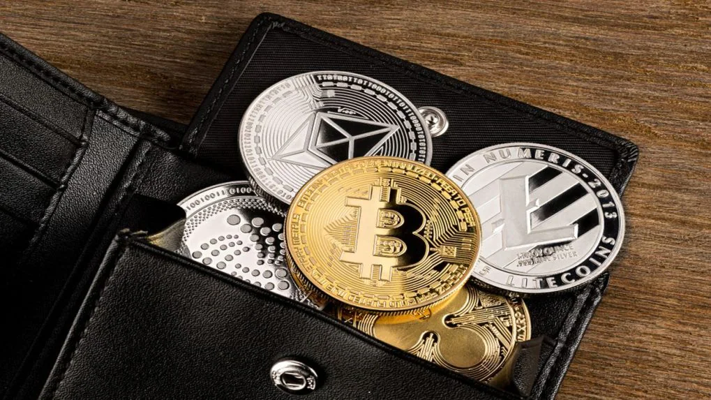 Біткойн вище 21 000 доларів, Ethereum падає на 1,4% Біткойн вище 21 000 доларів, Ethereum падає на 1,4%