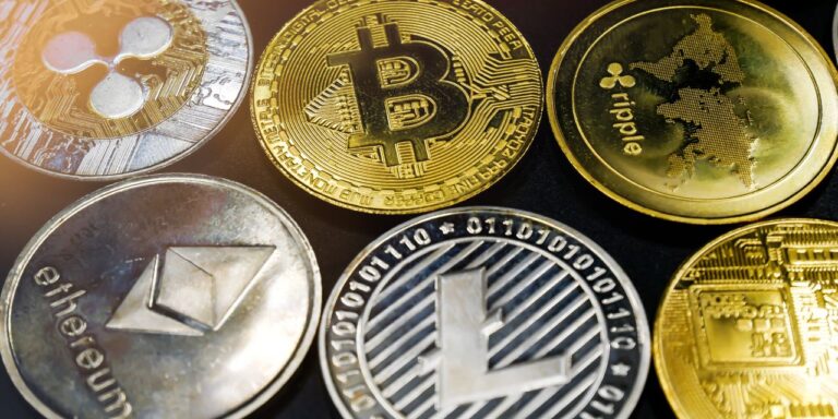 Ціни на біткойни падають.  Не очікуйте приголомшливих приростів криптовалюти незабаром.