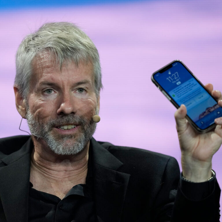 DC подає до суду на біткойн-кита Майкла Сейлора за податкове шахрайство DC подає до суду на біткойн-кита Майкла Сейлора за податкове шахрайство