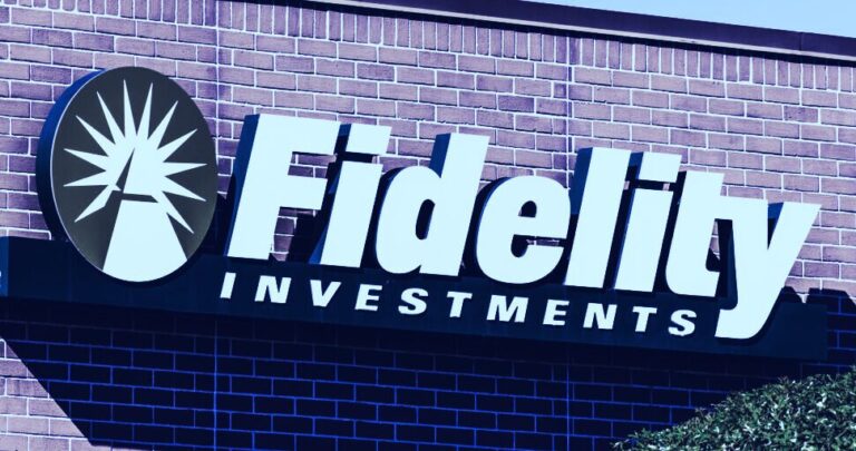 Fidelity розглядає можливість пропонувати біткойн роздрібним інвесторам: WSJ