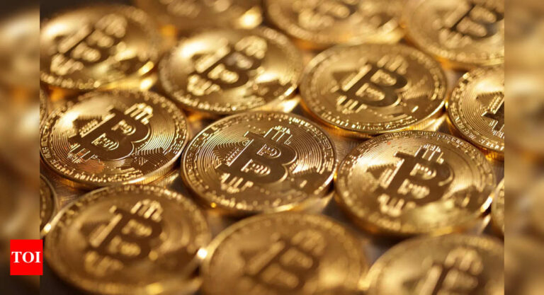 Біткойн на рівні 200 000 доларів США провалився, оскільки монета наприкінці року впала на 60% Біткойн на рівні 200 000 доларів США провалився, оскільки монета наприкінці року впала на 60%