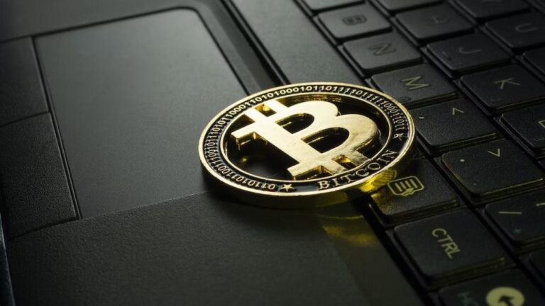 Біткойн, Solana та Ethereum у плюсі, монети-меми та токени метавсесвіту зростають Біткойн, Solana та Ethereum у плюсі, монети-меми та токени метавсесвіту зростають