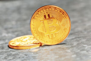Bitcoin, Ether вгору, Solana, Helium зростають після оголошення про злиття