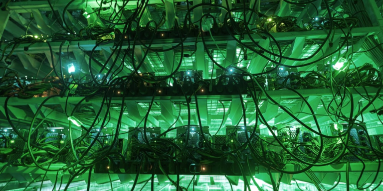 Bitcoin Майнер Iris Energy розширює центр обробки даних до потрійної швидкості хешування