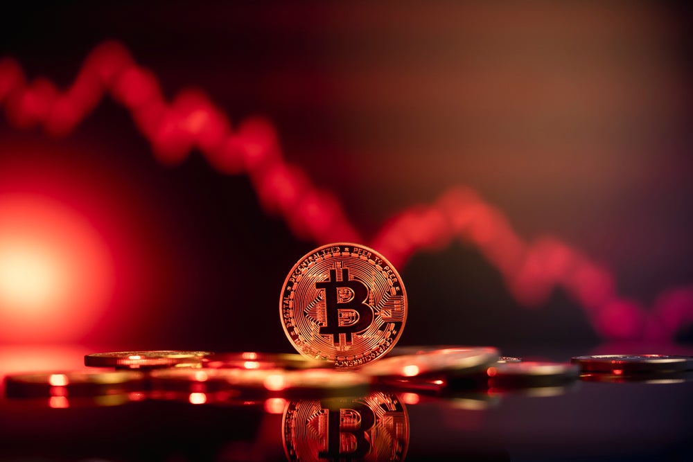 Біткойн, Ethereum, Dogecoin знижуються після змішаних хвилин Біткойн, Ethereum, Dogecoin знижуються після змішаних хвилин