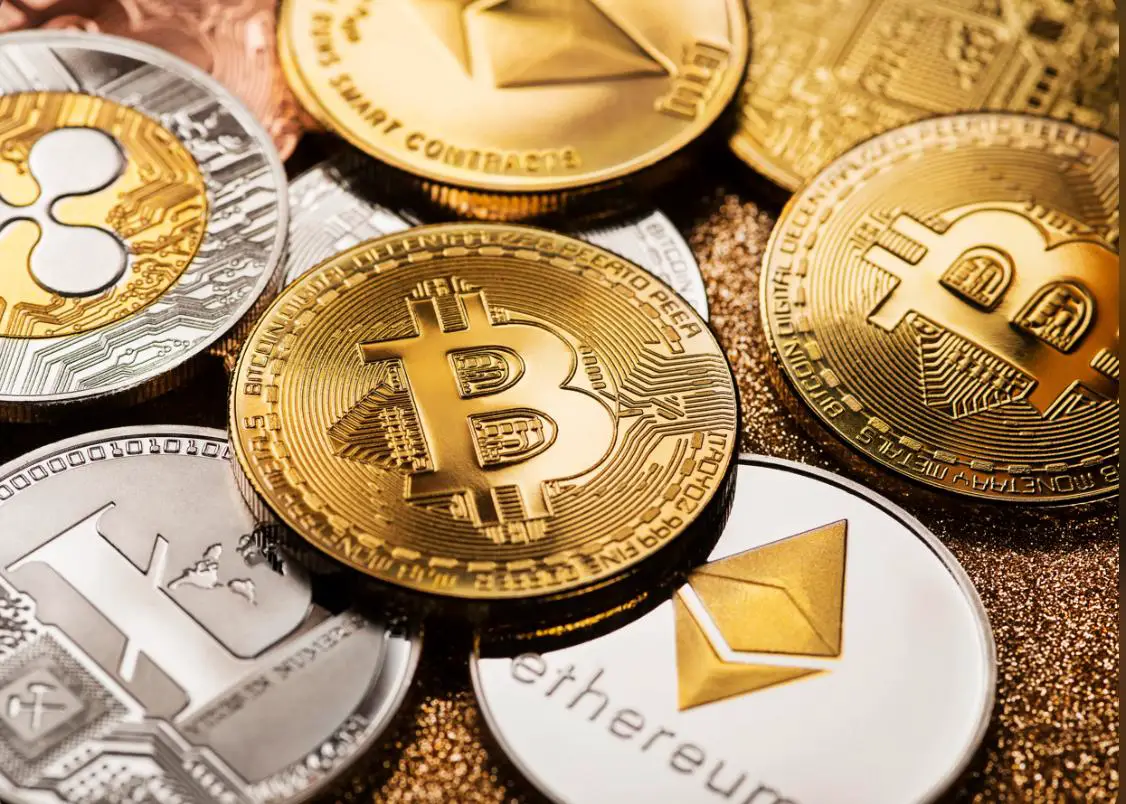 Біткоїни та Ethereum набирають обертів, токени з низькою капіталізацією – зростають Біткоїни та Ethereum набирають обертів, токени з низькою капіталізацією – зростають