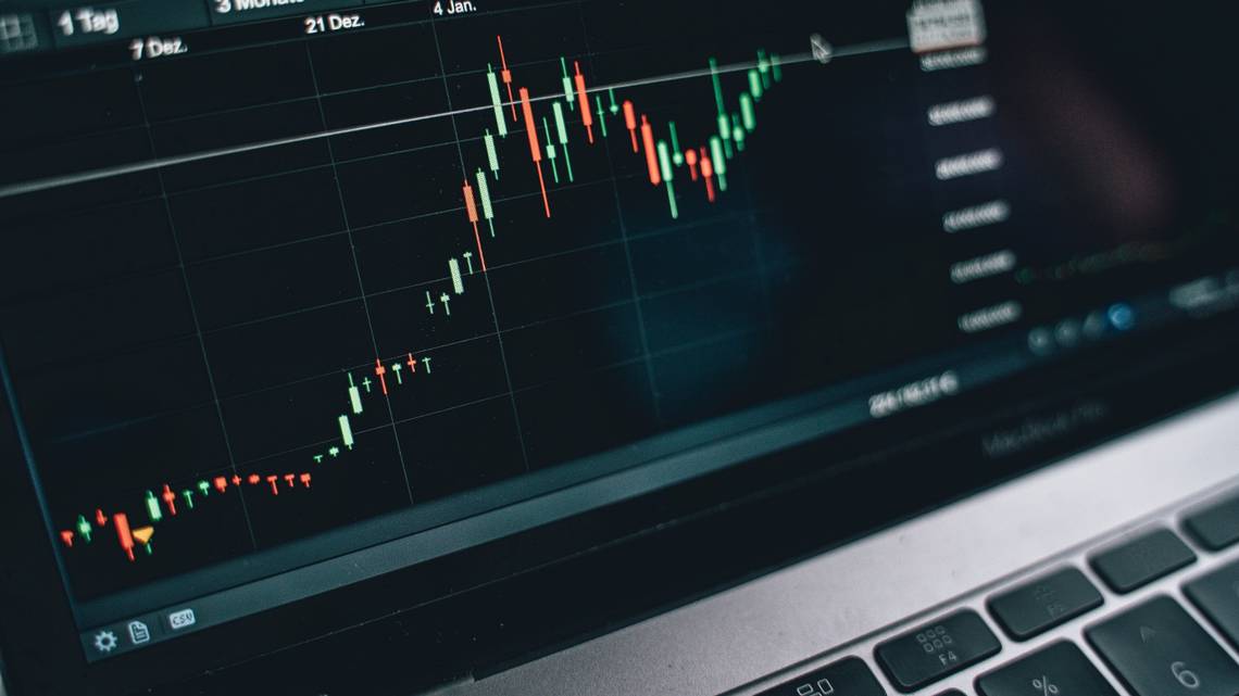 Чи варто купувати біткойн у 2023 році? Чи варто купувати біткойн у 2023 році?