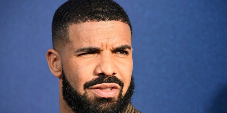 Дрейк отримав 512 000 доларів прибутку в біткойнах після ставок на перемогу Чіфса в Суперкубку Дрейк отримав 512 000 доларів прибутку в біткойнах після ставок на перемогу Чіфса в Суперкубку