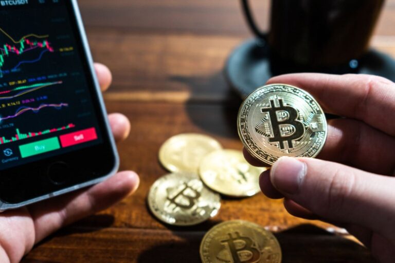 Аналітик прогнозує сміливе майбутнє для біткойна на тлі значного кроку з боку центральних банків Аналітик прогнозує сміливе майбутнє для біткойна на тлі значного кроку з боку центральних банків