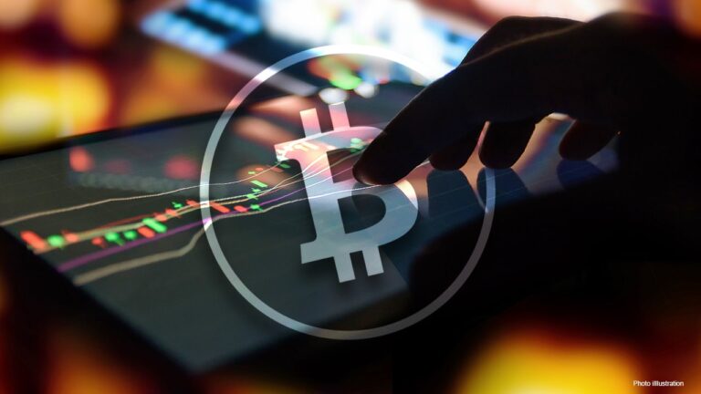 Біткойн падає через наслідки Silvergate Біткойн падає через наслідки Silvergate