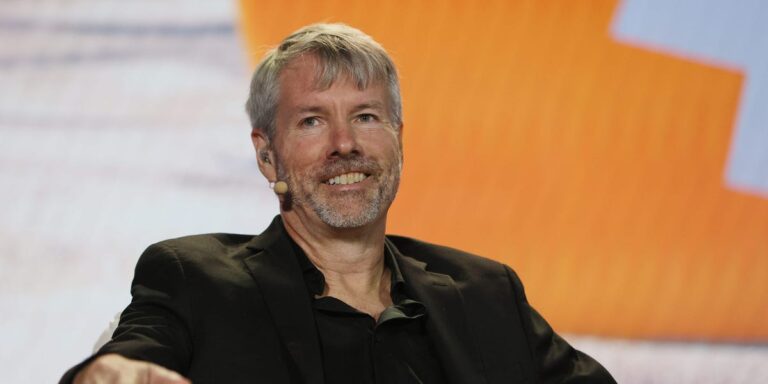 MicroStrategy Майкла Сейлора збирає 6455 біткойнів у вигляді токенів MicroStrategy Майкла Сейлора збирає 6455 біткойнів у вигляді токенів