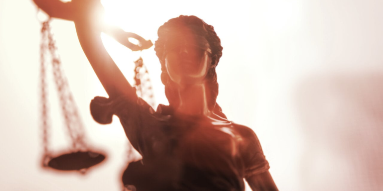 Судді перевіряють SEC через відмову від Grayscale Bitcoin ETF