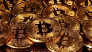 Binance двічі на день припиняє виведення біткойнів, BTC падає до тижневого мінімуму