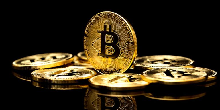 Ціна біткоіна зростає.  Чому п’ятниця може принести ще більший рух криптовалют.