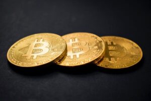 Ціна біткойна ($BTC) ненадовго досягла 138 000 доларів на Binance.US у Flash Rally
