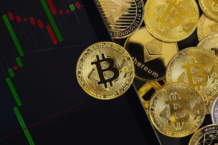 Якби ви купили своєму батькові 100 доларів у біткойнах, доджкойнах та ефіріумі минулого дня батька, ось скільки він мав би сьогодні Якби ви купили своєму батькові 100 доларів у біткойнах, доджкойнах та ефіріумі минулого дня батька, ось скільки він мав би сьогодні