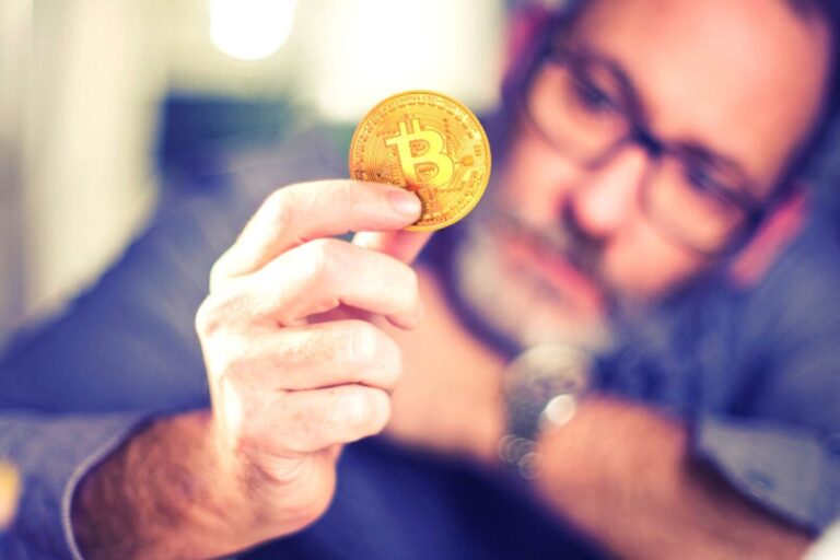 Зниження біткойна вдвічі у 2024 році призведе до різкого зростання виробничих витрат, посилюючи довіру інвесторів: звіт JPMorgan – JPMorgan Chase (NYSE:JPM)