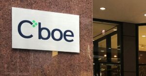 Біржа Cboe співпрацює з Coinbase у нагляді за ринком біткойнів у ETF