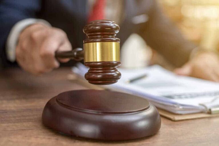 Криптошахрай уклав угоду про визнання провини у справі про крадіжку біткойнів на суму 4,5 мільярда доларів Криптошахрай уклав угоду про визнання провини у справі про крадіжку біткойнів на суму 4,5 мільярда доларів