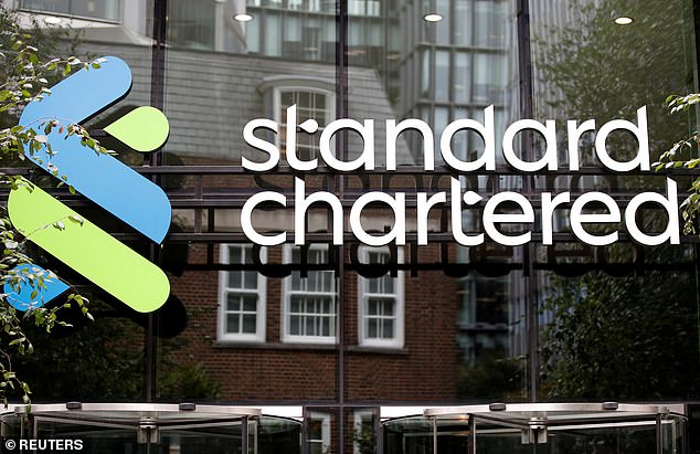 За даними Standard Chartered, до кінця 2024 року біткойн зросте до 120 000 доларів, але один експерт каже, що це цифра, «вирвана з повітря». За даними Standard Chartered, до кінця 2024 року біткойн зросте до 120 000 доларів, але один експерт каже, що це цифра, «вирвана з повітря».