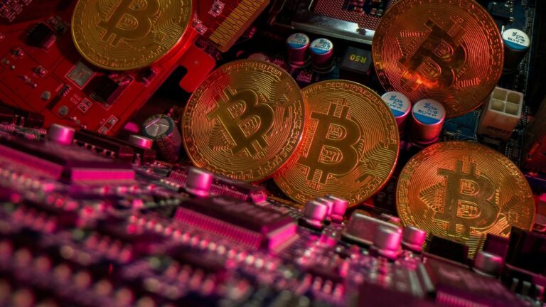 Найбільший у світі біткойн-фонд опублікував найкращий день за два роки після рішення суду Найбільший у світі біткойн-фонд опублікував найкращий день за два роки після рішення суду