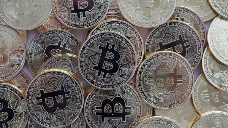 Обсяг торгів біткойнами є найнижчим за понад чотири роки – NBC 5 Dallas-Fort Worth