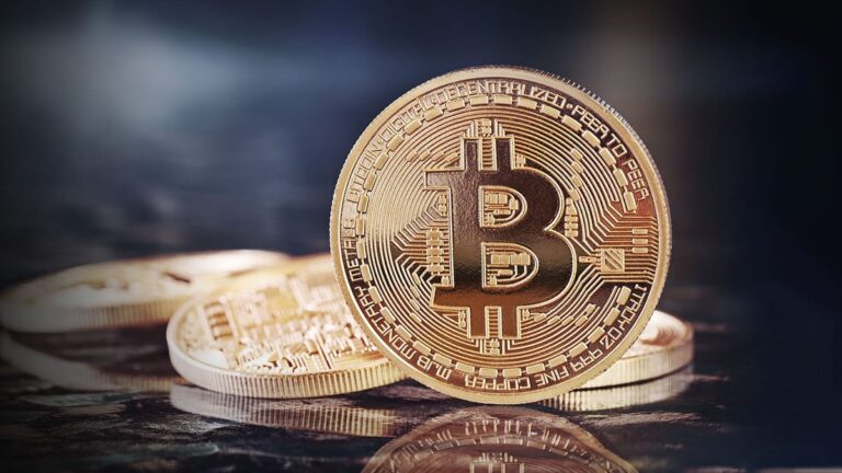 Підтримка цін на біткойн (BTC) становить 30 тисяч доларів, оскільки домінування стрімко зростає