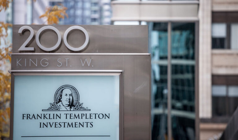 SEC офіційно визнає заявку Франкліна Темплтона на Spot Bitcoin, відкладає рішення щодо заявки Blackrock SEC офіційно визнає заявку Франкліна Темплтона на Spot Bitcoin, відкладає рішення щодо заявки Blackrock