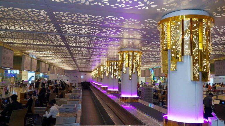 Аеропорт Мумбаї отримав погрозу електронною поштою, відправник вимагає 1 мільйон доларів у біткойнах Аеропорт Мумбаї отримав погрозу електронною поштою, відправник вимагає 1 мільйон доларів у біткойнах