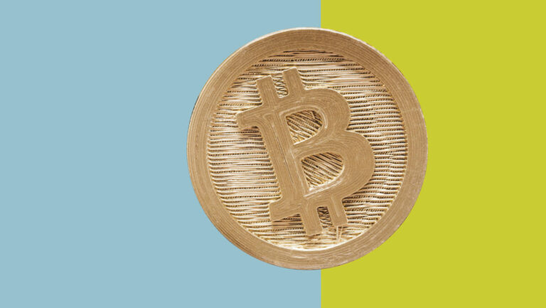 Вперше за 2 роки біткойн ненадовго перевищив 50 тисяч доларів