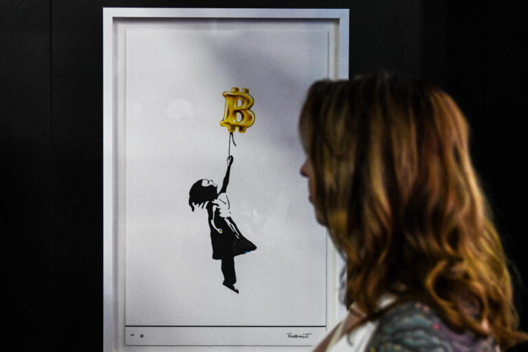 Bitcoin, Tesla, Microsoft і Boeing