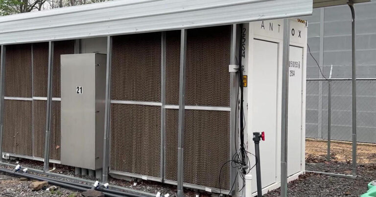 Криптовалюта справляє багато шуму, буквально