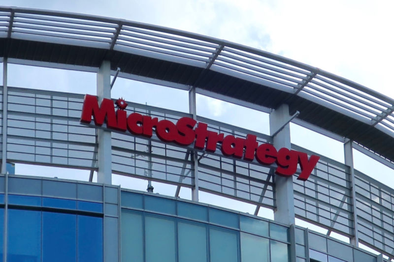 MicroStrategy зросла майже на 1100% з моменту повороту біткойнів у 2020 році Investing.com