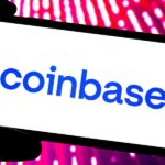 Акції Coinbase зросли на 27% у жовтні, коли біткойн піднявся до 68 000 доларів