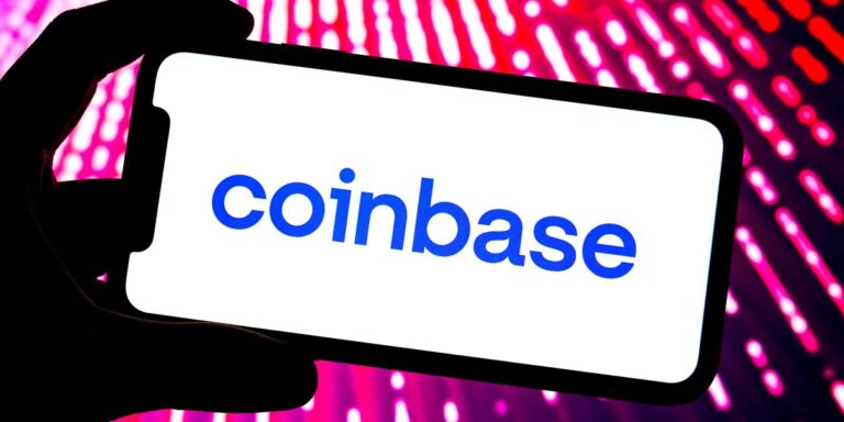 Акції Coinbase зросли на 27% у жовтні, коли біткойн піднявся до 68 000 доларів