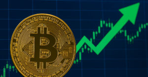 Bitcoin потрапляє на новий час високого всього часу в 112 000 доларів, коли корпорації купують рекордні суми BTC