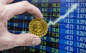 Чи може інвестиція в біткойн у розмірі 10 000 доларів до 2030 року перетворитися на 100 000 доларів?