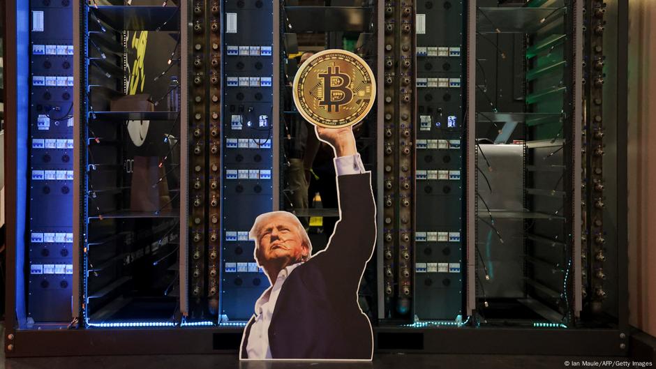 Трамп перетворює криптовалюту – але якою ціною? – DW – 15.09.2025 Трамп перетворює криптовалюту – але якою ціною? – DW – 15.09.2025