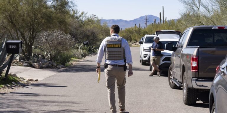 Повідомляється, що біткойни, надіслані на гаманець, пов’язаний із листом про викуп Ненсі Гатрі, що є потенційною підказкою для розслідування