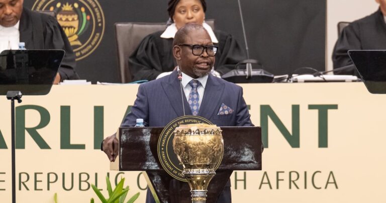 Хакери Land Bank вимагали 5,4 мільйона рандів у біткойнах, повідомив депутатам Годонгвана