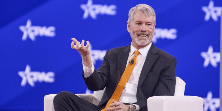 Strategy купує біткойни на 1,3 мільярда доларів, використовуючи переважно звичайні акції