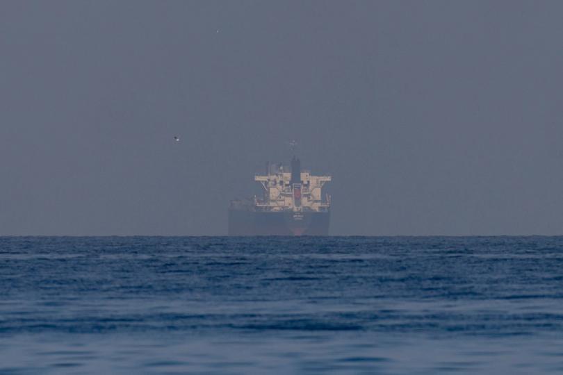 BTC знову падає до 76 000 доларів, оскільки Іран знову закриває Ормуз