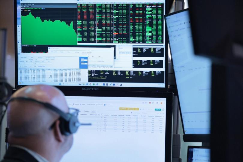 S&P, Nasdaq досягли рекордів, оскільки BTC зупинився на рівні 75 000 доларів, що на 40% нижче піку жовтня S&P, Nasdaq досягли рекордів, оскільки BTC зупинився на рівні 75 000 доларів, що на 40% нижче піку жовтня