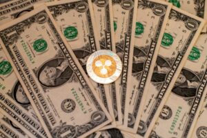 ETF, прив’язані до Ripple, отримали приплив минулого тижня, оскільки фонди біткойна та ефіру втратили 2 мільярди доларів