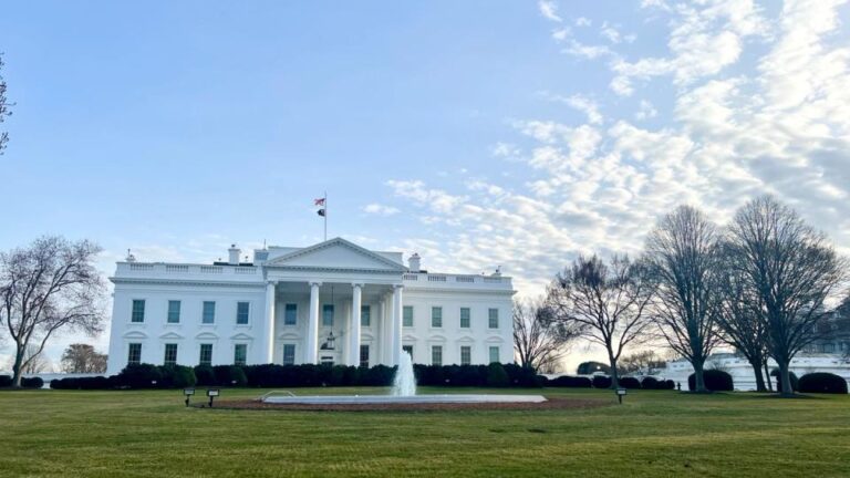Оновлення біткойн-резервів США з’явиться протягом наступних кількох тижнів», – сказав радник Білого дому