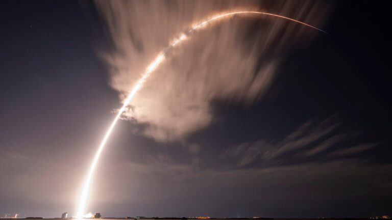 SpaceX зберігає більше біткойнів, ніж вважалося раніше